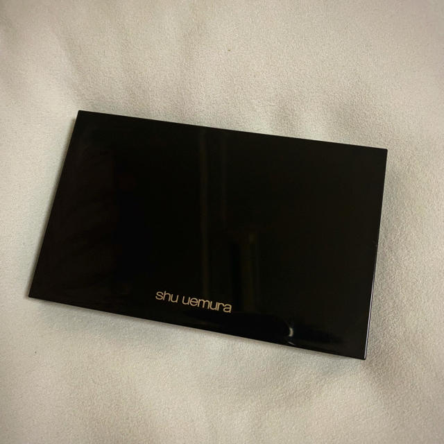 shu uemura(シュウウエムラ)の【未使用】shu uemura/シュウ ウエムラ/アイシャドウ コスメ/美容のベースメイク/化粧品(アイシャドウ)の商品写真