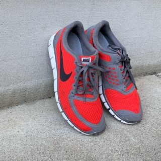 ナイキ(NIKE)のNIKE FREE RUN (スニーカー)