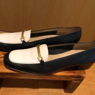 サルヴァトーレフェラガモ(Salvatore Ferragamo)のフェラガモ パンプス  ９1/2. 2A(ハイヒール/パンプス)