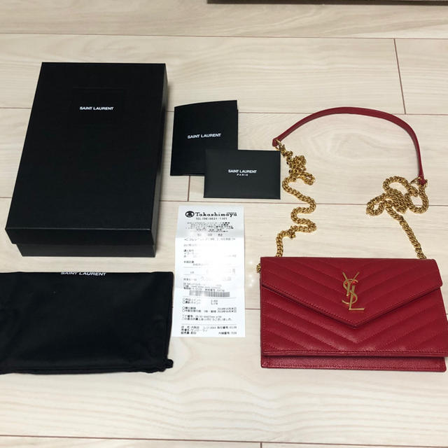 サンローラン Yves Saint Laurent チェーンウォレット 赤