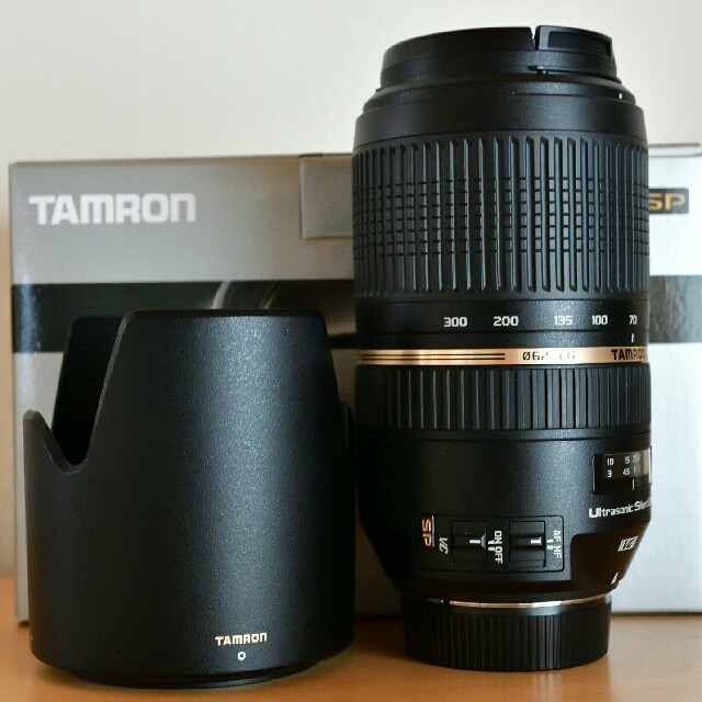 TAMRON(タムロン)の美品TAMRON SP70-300mmF/4-5.6 Di VC USDニコン用 スマホ/家電/カメラのカメラ(レンズ(ズーム))の商品写真