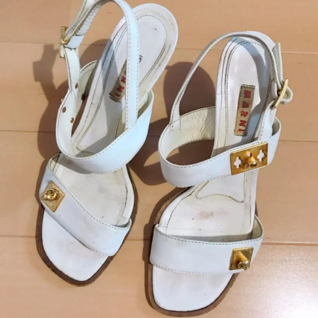 Marni(マルニ)のMARNI マルニ ホワイト サンダル レディースの靴/シューズ(サンダル)の商品写真