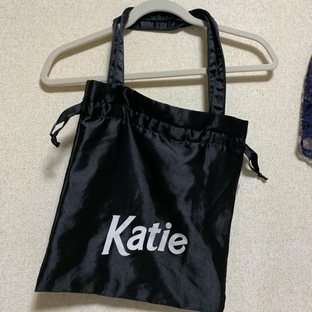 Katie(ケイティー)のkatie  サテン トートバッグ  レディースのバッグ(トートバッグ)の商品写真