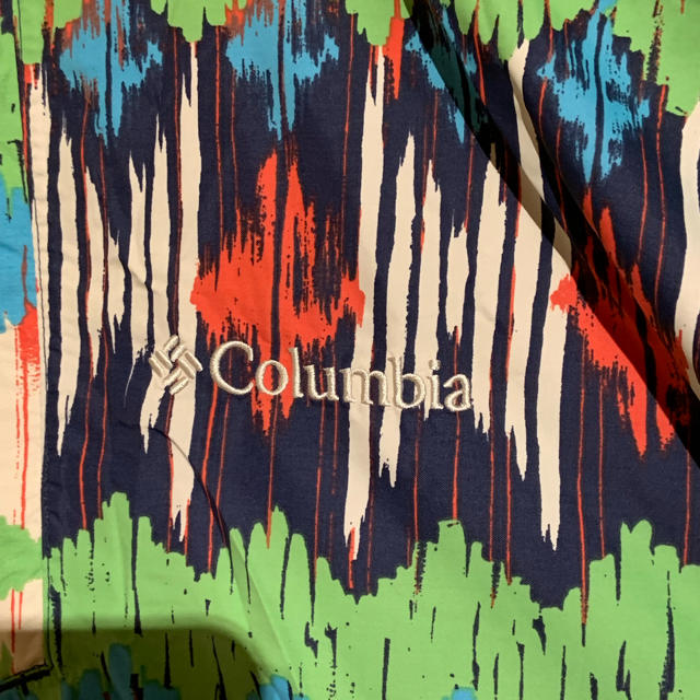 Columbia(コロンビア)の【haseco様専用！】Columbia マルチカラー ポンチョ レディースのジャケット/アウター(ポンチョ)の商品写真