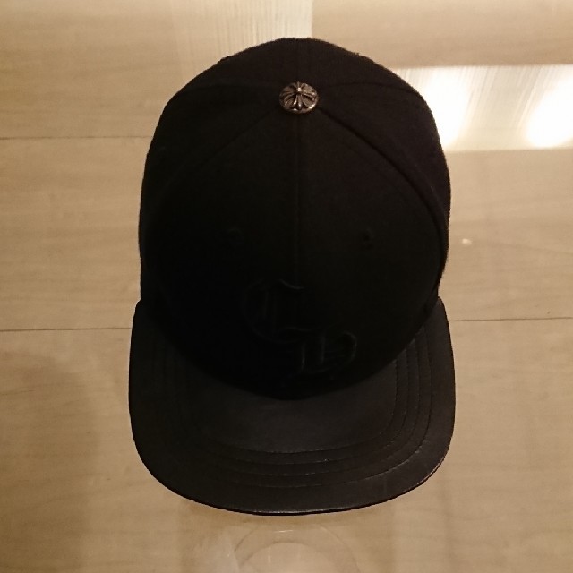 Chrome Hearts(クロムハーツ)のCHROMEHEARTS

レザーキャップ メンズの帽子(キャップ)の商品写真