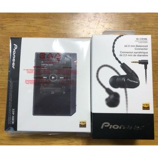 パイオニア(Pioneer)の未使用品すぐ使える！XDP-30R(B)、SE-CH5BLセット(ポータブルプレーヤー)