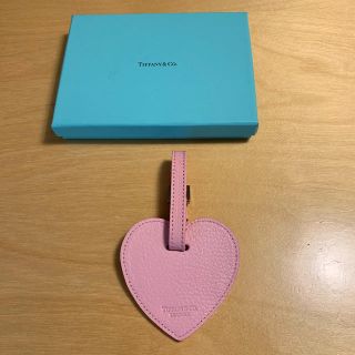 ティファニー ピンク 旅行用品の通販 4点 Tiffany Co のインテリア 住まい 日用品を買うならラクマ