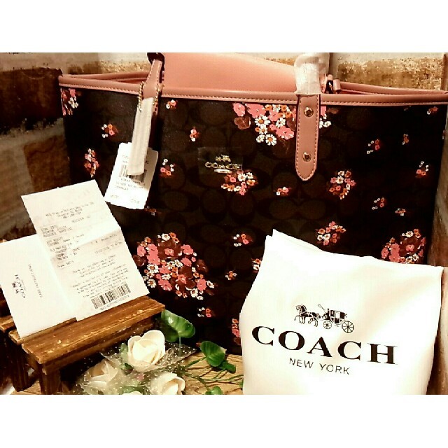 39▽【新品/正規品】COACHトートバッグ　花柄　桜色