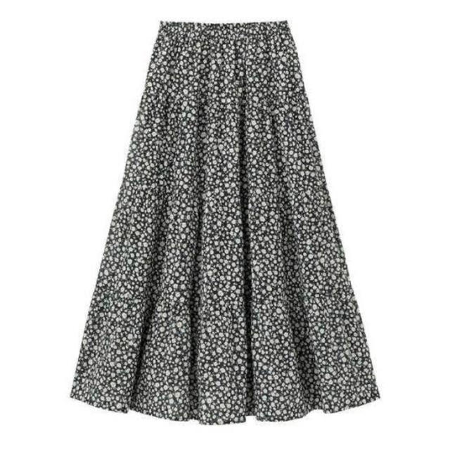 GU(ジーユー)のGU 花柄 ティアード スカート ネイビー レディースのスカート(ロングスカート)の商品写真