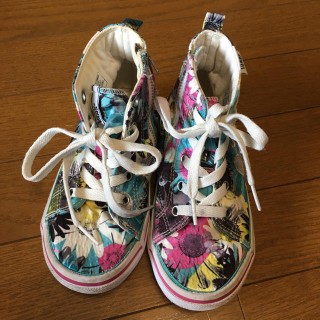 VANS  花柄スニーカー　24㎝