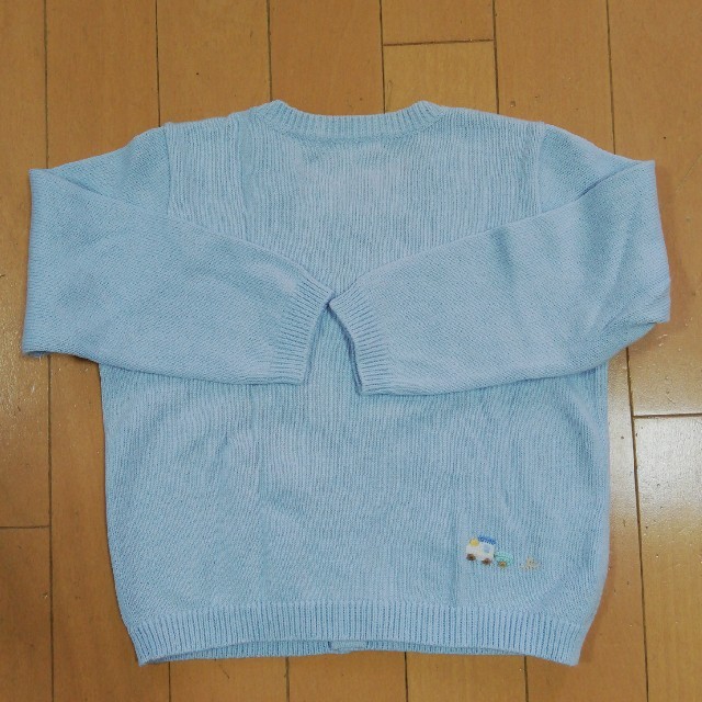 familiar(ファミリア)の美品　ファミリア　90　カーディガン キッズ/ベビー/マタニティのキッズ服男の子用(90cm~)(カーディガン)の商品写真