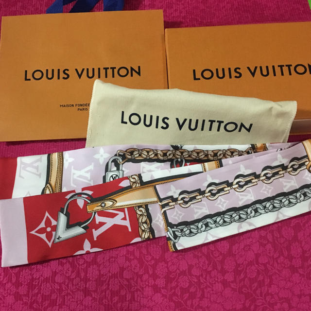 LOUIS VUITTON - ☆新品・未使用☆ルイ・ヴィトン バンドー新作の通販 by 弘｜ルイヴィトンならラクマ