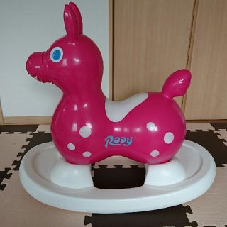 ロディ(Rody)のルカ様専用出品  ロディ 乗り物 ピンク 2点セット(知育玩具)