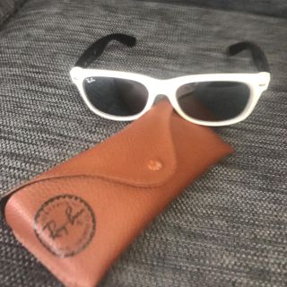 レイバン(Ray-Ban)の希少 RayBanサングラス 白フレーム ウェイファーラー(サングラス/メガネ)