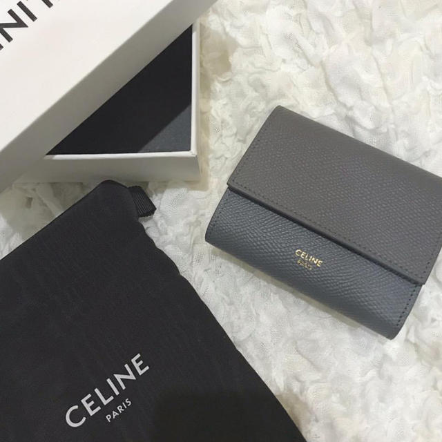 CELINE セリーヌ　スモールトリフォールドウォレット　グレー