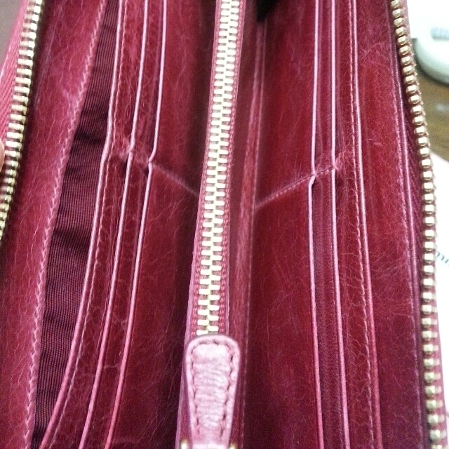 miumiu(ミュウミュウ)のMIUMIU財布 値下げ可 レディースのファッション小物(財布)の商品写真