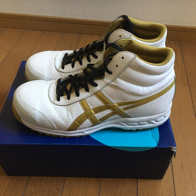 asics(アシックス)のアシックス安全靴(限定ゴールド) メンズの靴/シューズ(スニーカー)の商品写真