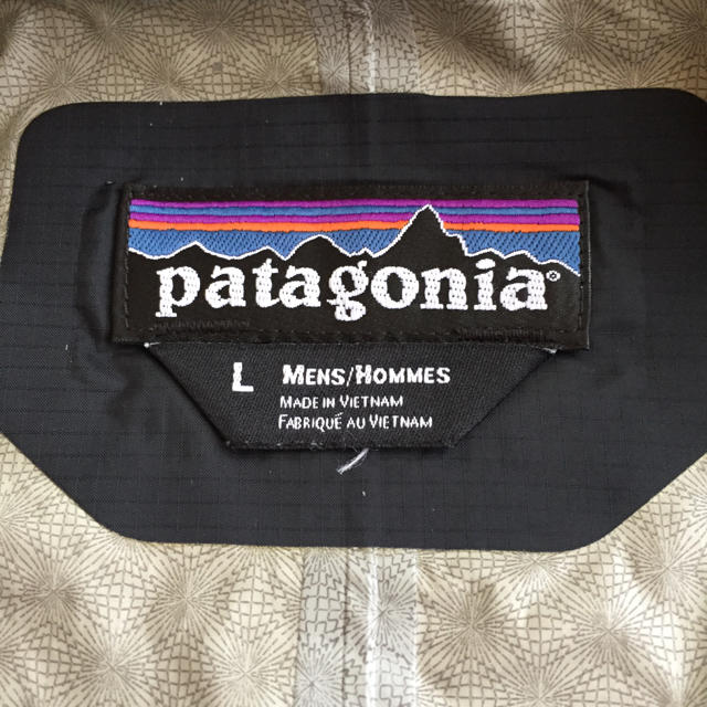 patagonia(パタゴニア)のパタゴニア HOMMES ジャケット L メンズのジャケット/アウター(ナイロンジャケット)の商品写真