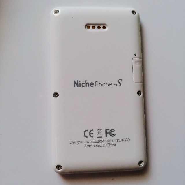 niche phone-S ホワイト スマホ/家電/カメラのスマートフォン/携帯電話(携帯電話本体)の商品写真