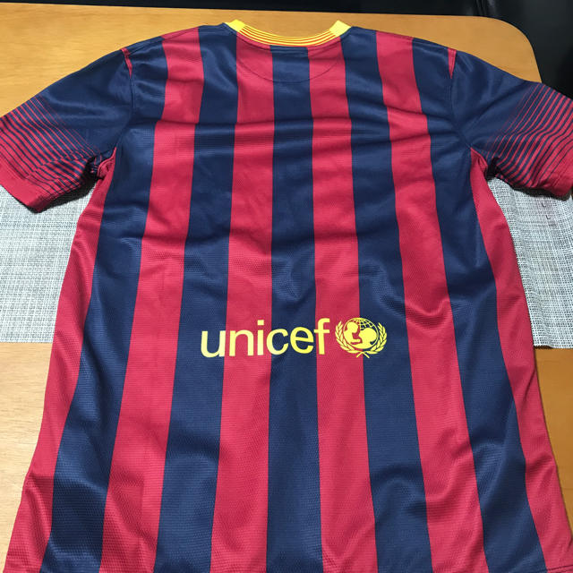 Custo Barcelona(クストバルセロナ)のバルセロナユニフォーム スポーツ/アウトドアのサッカー/フットサル(ウェア)の商品写真