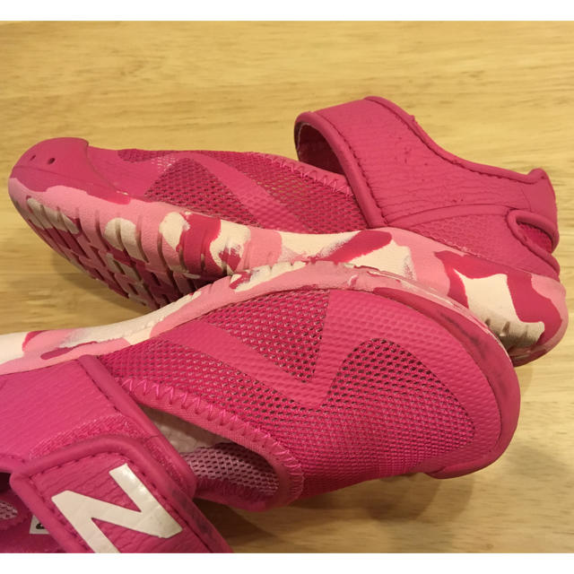 New Balance(ニューバランス)の☆ニューバランス☆キッズサンダルシューズ キッズ/ベビー/マタニティのキッズ靴/シューズ(15cm~)(スニーカー)の商品写真