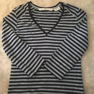 トミーヒルフィガー(TOMMY HILFIGER)のトミーヒルフィガー レディースS カットソー  (シャツ/ブラウス(長袖/七分))