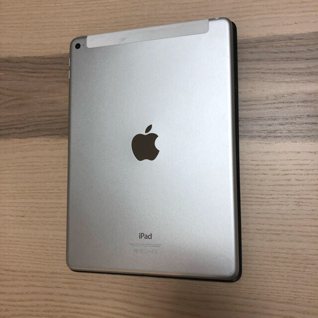 iPad - iPad Air2 gray 16GB docomoの通販 by kbt0110's shop｜アイパッドならラクマ 2022国産