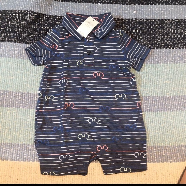 babyGAP(ベビーギャップ)のベビーギャップ 60センチ キッズ/ベビー/マタニティのベビー服(~85cm)(ロンパース)の商品写真