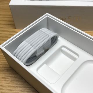 アイフォーン(iPhone)のケーブル(バッテリー/充電器)