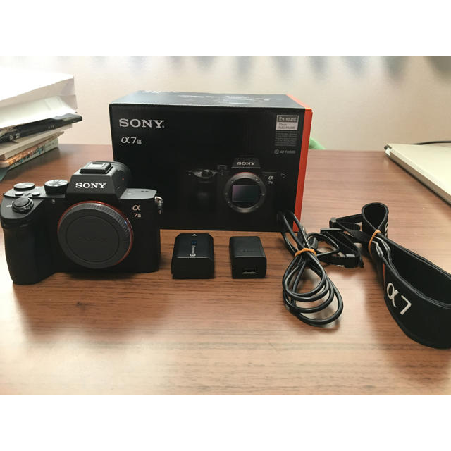 ソニー SONY ミラーレス一眼 α7 III ボディ ILCE-7M3デジタル一眼