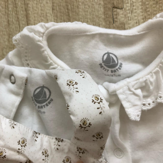 PETIT BATEAU(プチバトー)のpetit bateau プチバトー ボディ&サロペット キッズ/ベビー/マタニティのベビー服(~85cm)(ロンパース)の商品写真