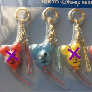 ミッキーマウス(ミッキーマウス)のTDR バルーン キーチェーン ✨ 青のみ ✨(キャラクターグッズ)