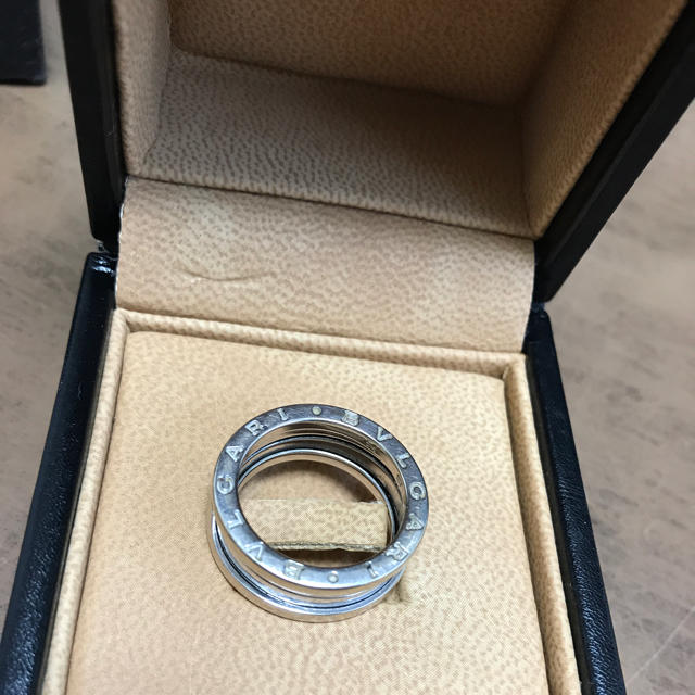 BVLGARI(ブルガリ)のBVLGARI⭐️ビーゼロワン💍リング レディースのアクセサリー(リング(指輪))の商品写真