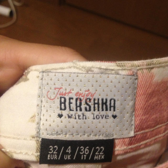 Bershka(ベルシュカ)のショートパンツ レディースのパンツ(ショートパンツ)の商品写真