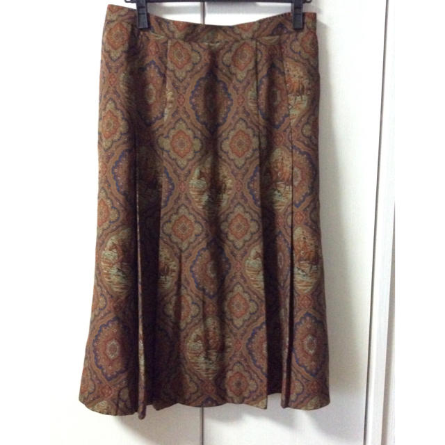 BURBERRY(バーバリー)のバーバリー大きいサイズ17R茶ボックスプリーツ膝丈スカート レディースのスカート(ひざ丈スカート)の商品写真