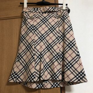 バーバリーブルーレーベル(BURBERRY BLUE LABEL)の美品 Burberry blue label バーバリー スカート(ひざ丈スカート)