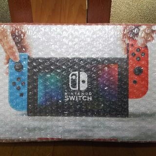 ニンテンドウ(任天堂)の【新品】任天堂 switch スイッチ  保証印有り(家庭用ゲーム機本体)