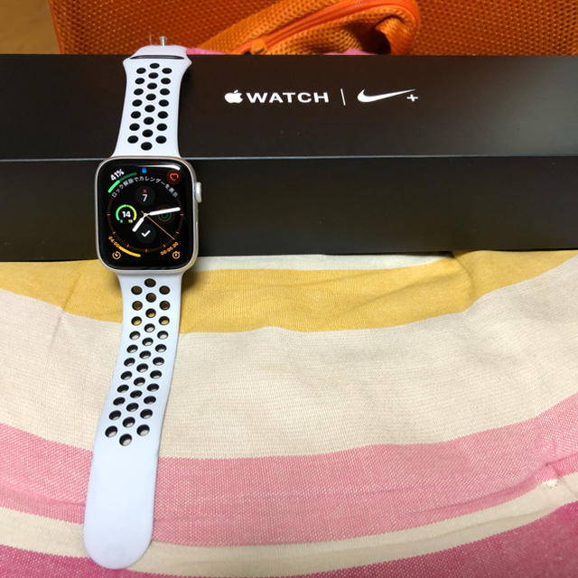 Apple Watch(アップルウォッチ)の【極美品】Apple Watch NIKE Series4 44mm GPS メンズの時計(腕時計(デジタル))の商品写真