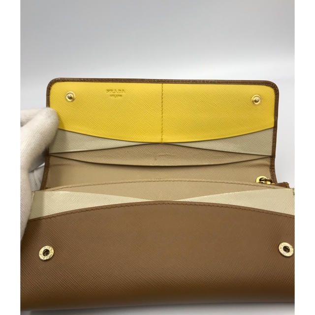 PRADA(プラダ)のPRADA♡プラダ サフィアーノ ブラウン マルチカラー長財布 レディースのファッション小物(財布)の商品写真