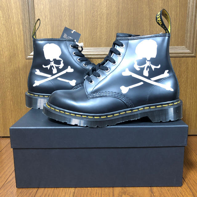 END x MASTERMIND WORLD x Dr.MARTENSメンズ