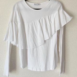 ザラ(ZARA)の美品♡フリルカットソー(カットソー(長袖/七分))