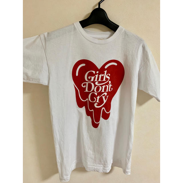 Girls Don't Cry  Tシャツ