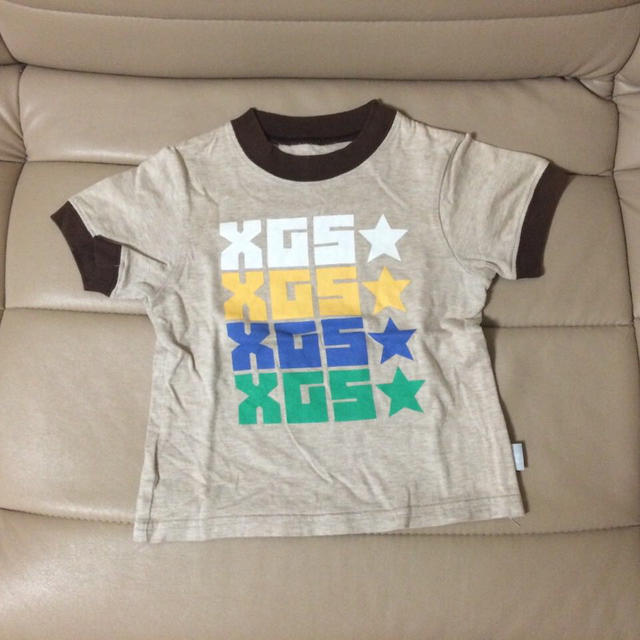 X-girl(エックスガール)のエックスガールステージのベージュT キッズ/ベビー/マタニティのキッズ服男の子用(90cm~)(Tシャツ/カットソー)の商品写真
