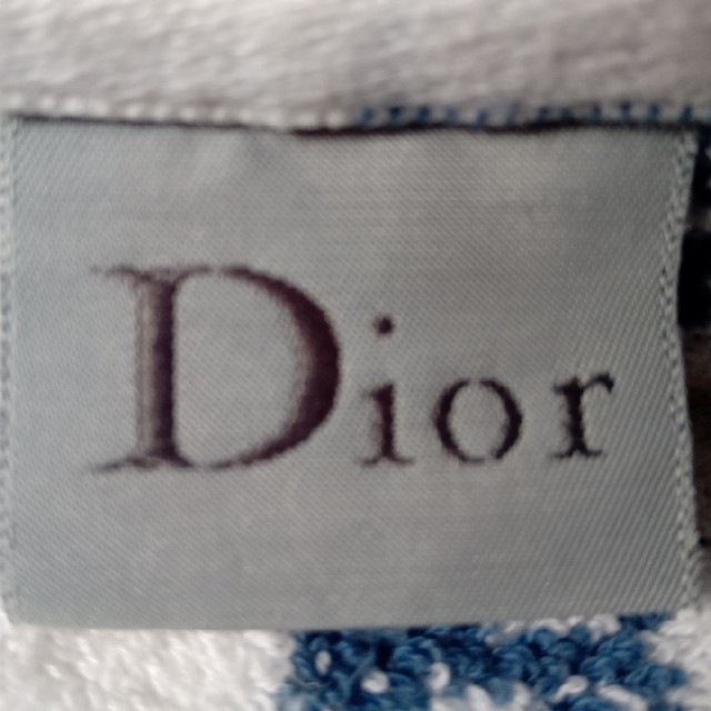 Dior フランス製 トロッターの通販 by royal yu （mishap）｜ディオールならラクマ - Dior ディオール ビーチタオル 安い大特価