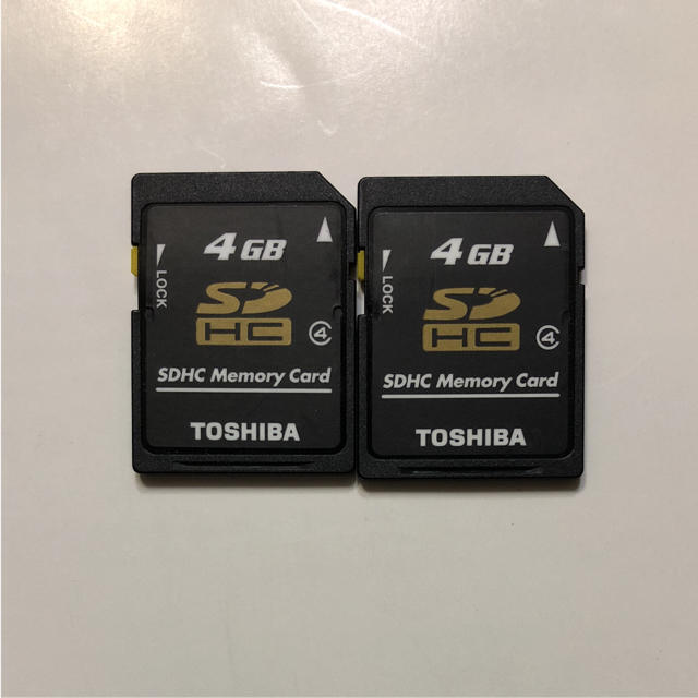 東芝(トウシバ)のTOSHIBA 東芝 SDカード 4GB 2枚 スマホ/家電/カメラのカメラ(コンパクトデジタルカメラ)の商品写真