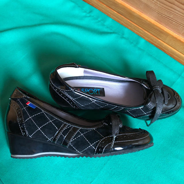 ELLE(エル)のELLE SPORTS   パンプス レディースの靴/シューズ(ハイヒール/パンプス)の商品写真