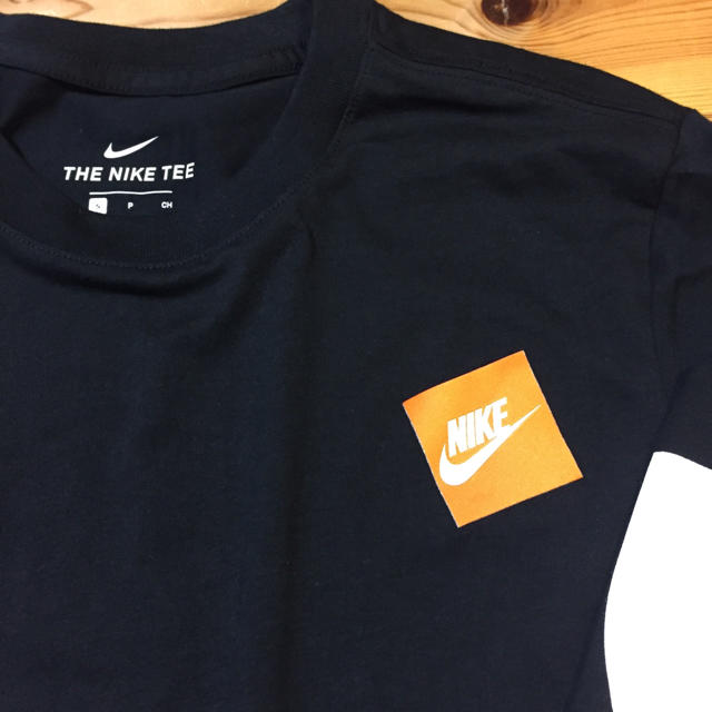 NIKE(ナイキ)の【新品】 NIKE ロンTEE 長袖Tシャツ S サイズ メンズのトップス(Tシャツ/カットソー(七分/長袖))の商品写真