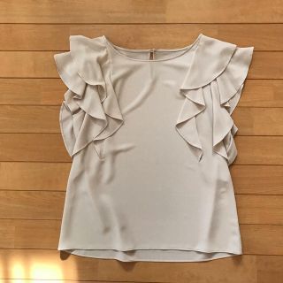 アナイ(ANAYI)の美品♡ANAYI フリルブラウス ピンク サイズ38(シャツ/ブラウス(半袖/袖なし))