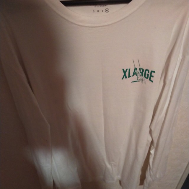 XLARGE(エクストララージ)のXLARGEロンTホワイト メンズのトップス(Tシャツ/カットソー(七分/長袖))の商品写真