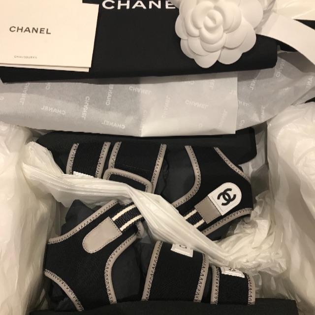 本物♡シャネル♡最新作♡CHANEL 2019SSサンダル